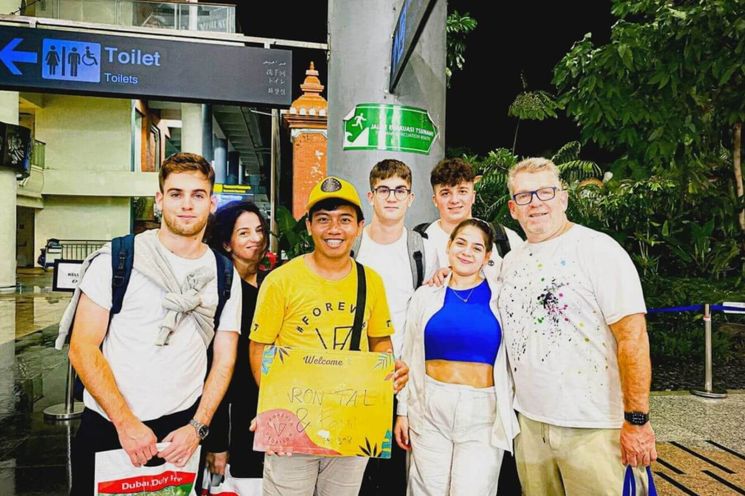 Da Nang Private Airport Pick Up Service