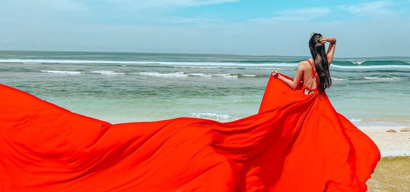 VIP Bali Flying Dress Photoshoot - Uluwatu 
